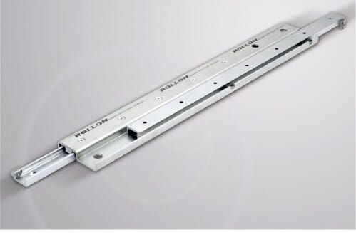 (Auch bei maximaler Belastung in voll ausgefahrenem Zustand zeigen die Rollon-Teleskopführungen nur eine geringe Durchbiegung. Bild: Rollon)
