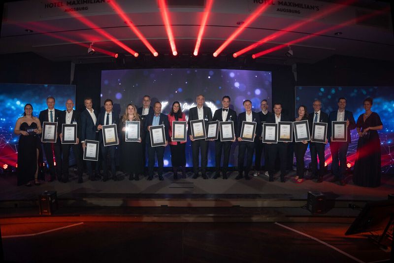 Das sind die glücklichen Gewinner der Security-Insider Awards 2024. (Bild: Manuel Emme Fotografie)