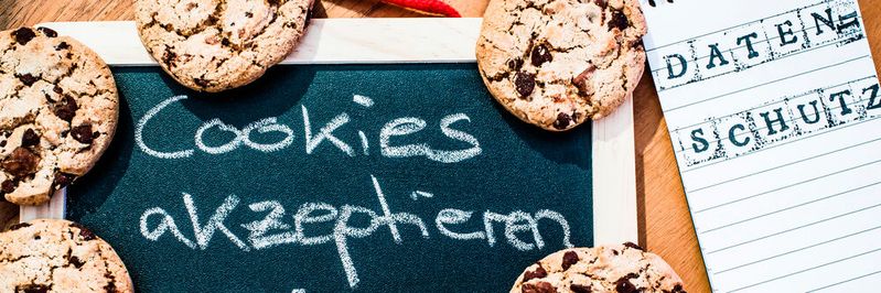 Bei den Cookies wird die Bedeutung des Grundrechts auf informationelle Selbstbestimmung einerseits und der Wert von Daten für Wirtschaftsprozesse andererseits deutlich. Bei den Cookies wird die Bedeutung des Grundrechts auf informationelle Selbstbestimmung einerseits und der Wert von Daten für Wirtschaftsprozesse andererseits deutlich.
