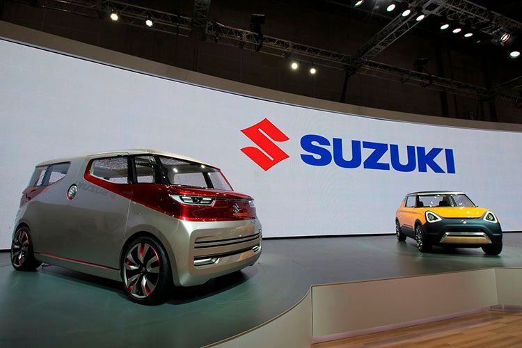 Auf dem Suzuki-Stand geht es bunt zu. (Foto: press-inform)