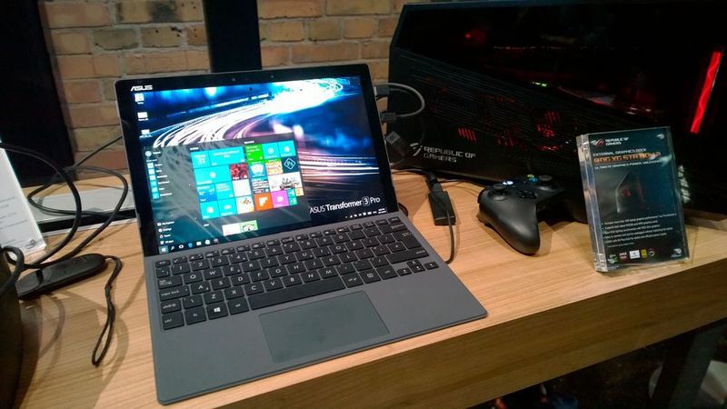 Das Transformer 3 Pro kann über Thunderbolt 3 mit einer externen Grafikkarten-Box gekoppelt werden. (Vogel-IT Medien)
