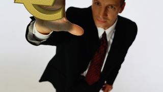 Der Griff nach dem Geld des Kunden ist nicht immer erfolgreich. (Archiv: Vogel Business Media)