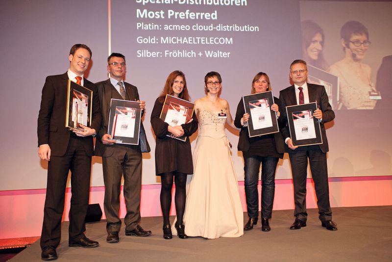 Die Gewinner der Kategorie Spezial-Distributoren Most Preferred (v.l):  Henning Meyer (acmeo), Helmuth Stegemann (Michaeltelecom), Verena Hoff (Fröhlich + Walter), Sarah Maier (IT-BUSINESS), Sabine Frisch (Herweck), Hans-Jürgen Schneider (dexxIT) (Archiv: Vogel Business Media)