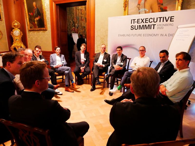 Das Spannungsfeld zwischen Globalisierung und Lokalisierung war im Anschluss Thema seines Thinktanks. (Vogel IT-Akademie)