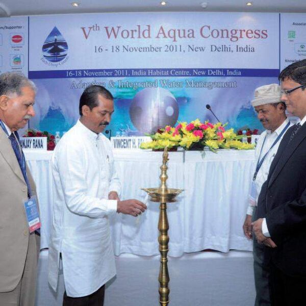 (LtoR) Dr. D. K. Chadha, Ex-Chairman CGWA; V. H. Pala, Minister of Water Resources & Minority Affairs (GOI); S. Dhabai, Chief Functionary of CRDC; and S. Sethi, MD, Subhash Projects and Marketing  (Picture: PROCESS India)