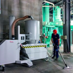 Im Mühlenbereich der Bioethanol-Produktion kommt eine zentrale Absauganlage zum Einsatz – auf fünf Ebenen.(Bild:  Ruwac Industriesauger GmbH)