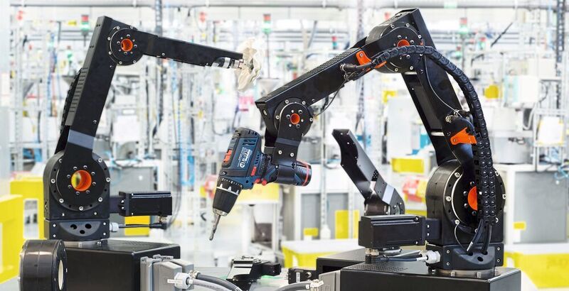 Der Vormarsch der Roboter ist auch in der Fertigung nicht aufzuhalten.  (Igus)