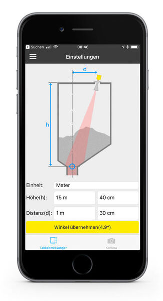 Die App bietet zudem die Möglichkeit, über den im Smartphone integrierten Neigungssensor Radarsensoren in Schüttgutanwendungen auf den Behälteraustrag auszurichten. (Vega)