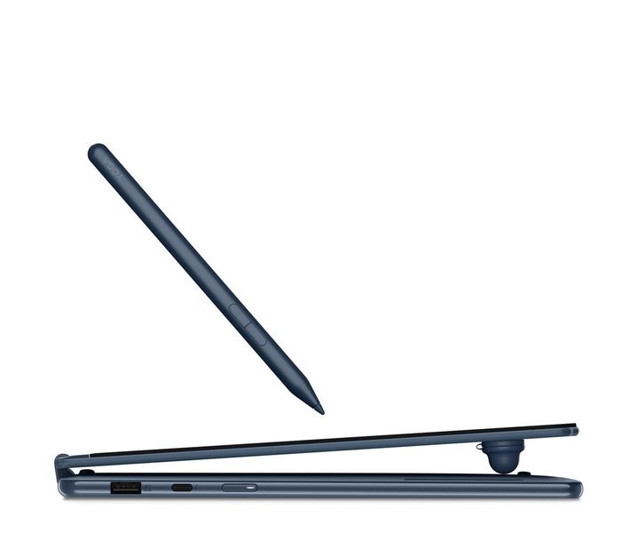 Im neuen Canvas-Modus hebt sie das Display etwas an, was die Stiftbedienung ergonomischer macht, wann das Yoga auf einem Tisch liegt. (Bild: Lenovo)