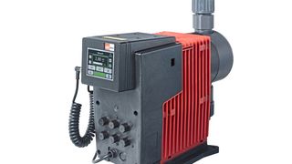 Als vielseitige Lösung für unterschiedlichste Anwendungen setzt die Memdos Smart einen neuen Standard bei der zuverlässigen Dosierung von Chemikalien. (Bild: Lutz-Jesco)