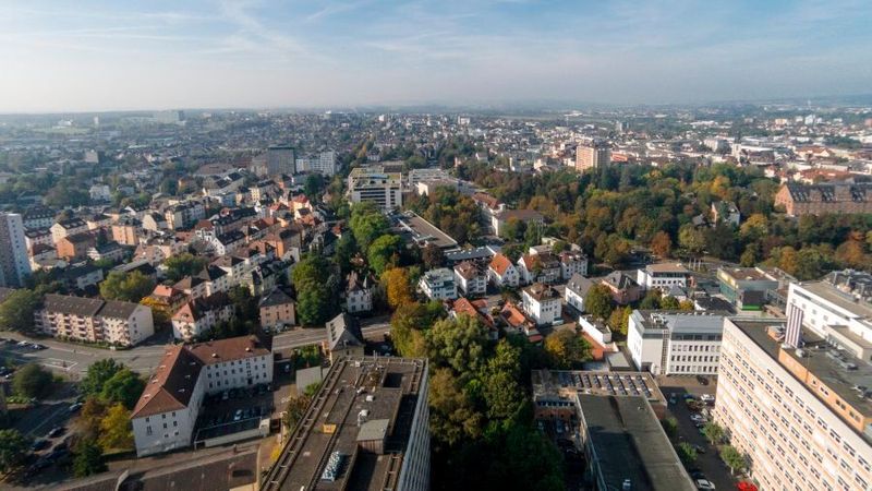 Gießen von oben: Im Industriegebiet „Katzenfeld“ soll ein Rechenzentrum entstehen. Was bislang bekannt ist.(Bild:  THM Gießen /atxcowboy / CC BY-SA 2.0)