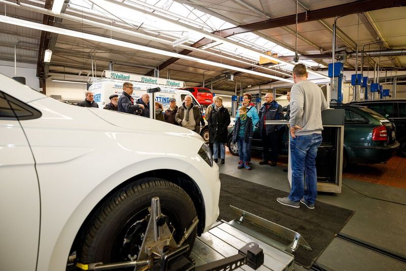 ... die vor allem Service-, Unfallreparatur- und Lackierarbeiten ausführte. (Bild:Scheider)