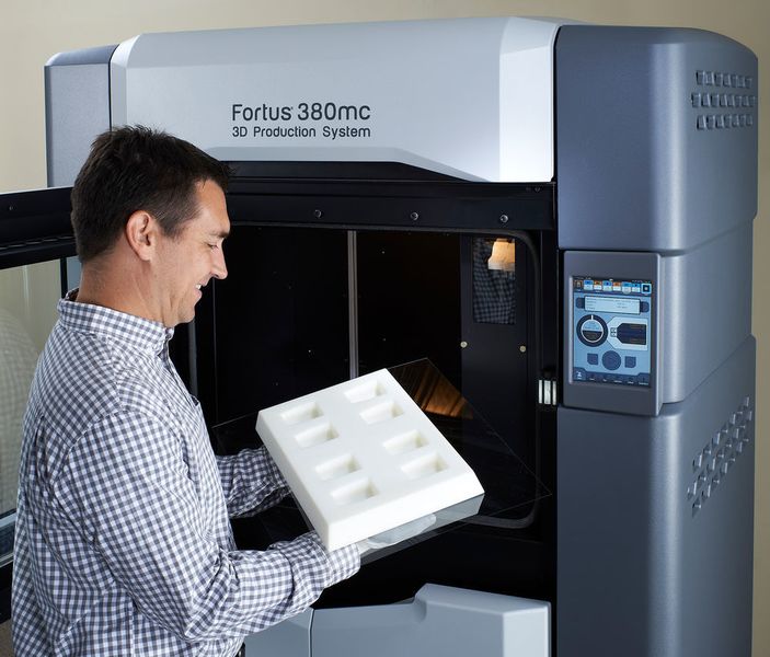  (Stratasys)