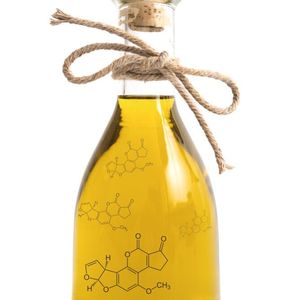 Abb. 1: Rohstoffe und Herstellungsbedingungen bringen es mit sich, dass Pflanzenöle mit Mykotoxinen, z.B. Aflatoxinen, belastet sein können.