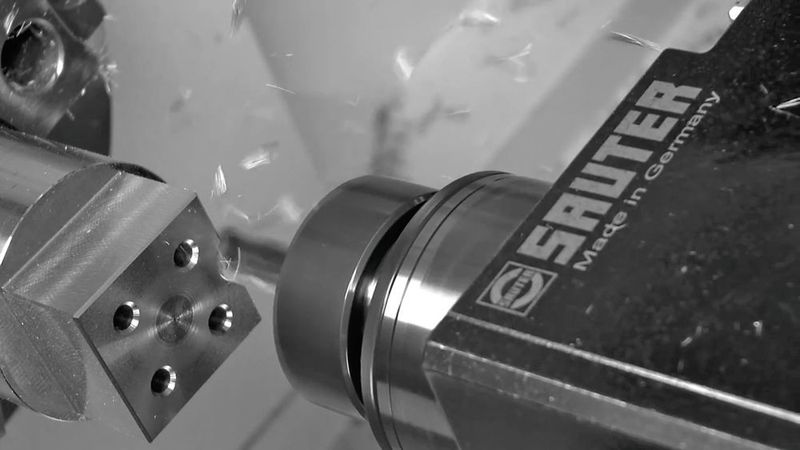 Sauter Feinmechanik ist Teil des Konsortiums zur Entwicklung einer einheitlichen Revolverschnittstelle für Drehmaschinen. (Sauter Feinmechanik GmbH)