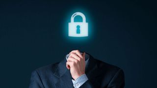 Unternehmen müssen ständig auf dem Laufenden bleiben, um ihre Schutzmaßnahmen gegen externe Angriffe zu verbessern. (Bild: jirsak - stock.adobe.com)