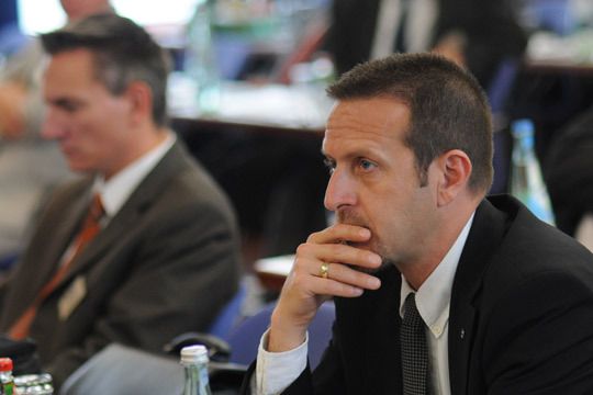 Todd Gaffner von der Adam Opel GmbH lauschte dem Biedenkopf-Vortrag sehr aufmerksam. (Archiv: Vogel Business Media)