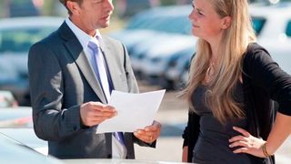 Trotz der Vorbehalte waren viele Autokäufer mit ihrem letzten Fahrzeugkauf zufrieden. (ProMotor)