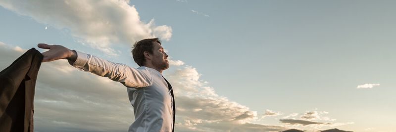 Open Clouds sind Cloud-Computing-Umgebungen, die nicht proprietär sind, sondern auf offener System- und Softwaretechnologie aufbauen. Open Clouds sind Cloud-Computing-Umgebungen, die nicht proprietär sind, sondern auf offener System- und Softwaretechnologie aufbauen.