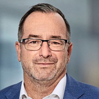 Sascha Schüren, General Manager Deutschland Car-Garantie: „Die Partnerschaft mit Techno ermöglicht es uns, unsere Vertriebskompetenz und unsere bewährten Garantielösungen gezielt in eines der stärksten Autohausnetzwerke Deutschlands einzubringen.“ (Bild: CG Car-Garantie Versicherungs-AG)