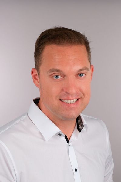 Benjamin Maahs ist neuer CEO bei Hoeckle Austria und übernimmt die Agenden von Petr Benes. (Bild: Foto: Hoeckle Austria/Wilhelm Hollenstein)