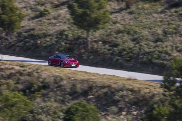 Die ersten Exemplare des elektrischen Supersportwagens Furtive eGT werden ab Ende 2013 ausgeliefert (Bild: Exagon)
