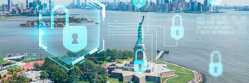 Beim Datenaustausch mit US-Cloud-Diensten sind europäische Unternehmen auf relativ sicherer Seite, wenn die Verträge von der EU anerkannte SCCs verwenden und zugesichert wird, dass die Daten in der EU verbleiben. Beim Datenaustausch mit US-Cloud-Diensten sind europäische Unternehmen auf relativ sicherer Seite, wenn die Verträge von der EU anerkannte SCCs verwenden und zugesichert wird, dass die Daten in der EU verbleiben.