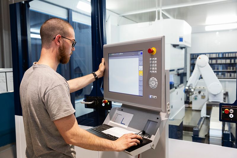 Ein weiterer Vorteil der Biegemaschine: Es lassen sich enge beziehungsweise steile Biegungen bewerkstelligen, die zuvor unmöglich waren. Geschnitten wird mit Laser. Das erlaubt Präzision. (Aixmetal)