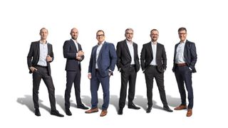 Das Führungsteam der Abicor Group (v.l.n.r): Dr. Sascha Rose (CTO), Philip Röhrig (COO), Frank Müller (CMO), Prof. Dr. Emil Schubert (CEO), Danny Maxeiner (CFO), Andreas Böckling (CSO). (Bild: Abicor)