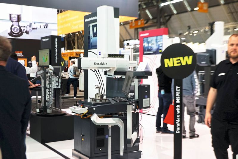 Das System Zeiss DuraMax ist ein robustes und präzises Koordinatenmessgerät. Der Hersteller empfiehlt es als ideal geeignet für 'at-line-Messungen direkt in der Fertigungsumgebung. (Bild: Maschinenmarkt)