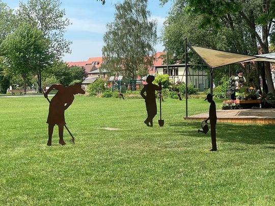 Rund 30.000 Dekorationsartikel für den Außenbereich führt Gartentraum.de im Angebot.(Bild:  MBE)