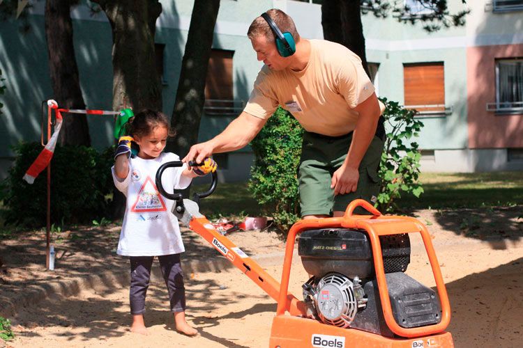 Bester Dienstleister (Personal, Immobilien, Call-Center) wurde 3B Dienstleistungen. (Foto: 3B Dienstleistungen)