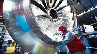 Mit innovativer Technik und optimierten Vertriebsprozessen konnte das mittelständische Unternehmen EWM überdurchschnittliche Umsatzzuwächse erzielen. (EWM AG)