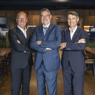 Geschäftsführung (v.l.n.r.): Salvatore Coniglio, Günter Hiermaier und Dr. Uli Weller. (Bild: Liqui Moly)