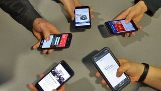 Wer bei der Fehlersuche nicht weiterweiß, kann sein Problem in der Fabucar-Community schildern und auf den entscheidenden Hinweis hoffen. (Schreiner/»kfz-betrieb«)