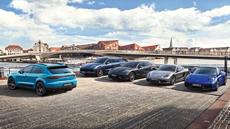 Einen jungen Gebrauchtwagen aus dem Modellportfolio auswählen und ihn nach dem Netflix-Prinzip nutzen: Porsche hat zusammen mit seiner Handelsorganisation ein neues Angebot für Fahrzeugabonnements gestartet.(Bild:  Porsche)