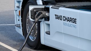 Der Herstellerverband Acea fordert mehr klimafreundliche Nutzfahrzeuge – und entsprechende Rahmenbedingungen. (Bild: Scania)