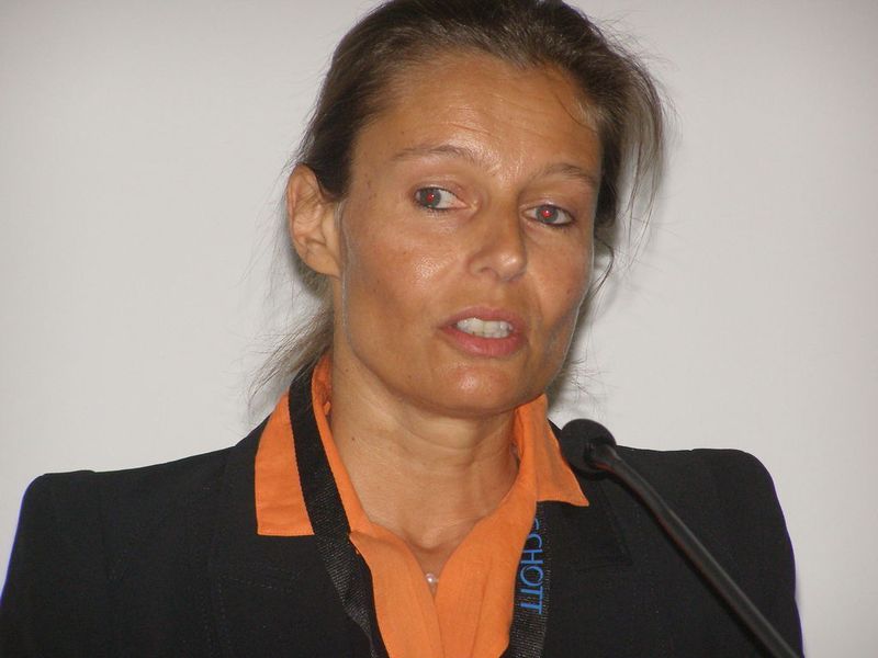 Dr. Marita Paasch, Leiterin des Unternehmensbereiches Advanced Materials der Schott AG: „Für Schott mit mehr als 125 Jahren Geschichte als Anbieter von optischen Materialien und Produkten ist vor allem der ganzheitliche Ansatz der Messe relevant.“ Bild: Schnell (Archiv: Vogel Business Media)