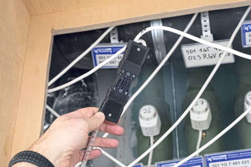 Bei der Lichtinstallation in Leer galt es, Fehler zu vermeiden und Zeit zu sparen. Daher setzten die Installateure auf das Steckverbindersystem Winsta.  (Wago)
