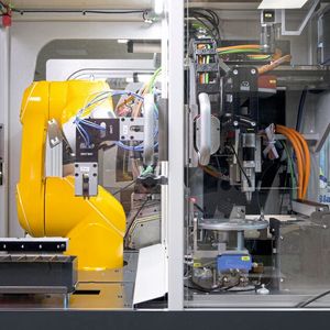 Parfaite pour les petites pièces : conçue pour les engrenages d'un diamètre maximal de 40 mm et d'un module de 1,0 mm, l'AF140 est idéale pour les industries de haute précision.(Source :  Affolter Group SA)