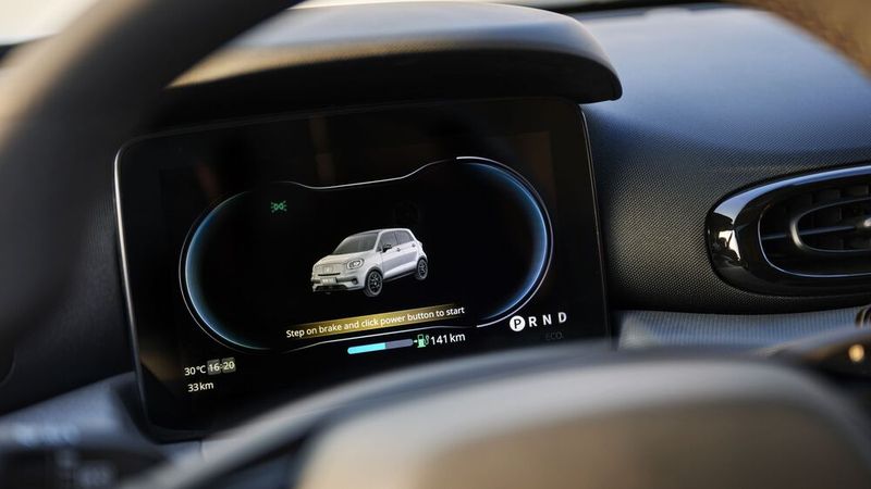 Wer nur im Stadtbereich tingelt, kommt laut Leapmotor fast 400 Kilometer weit. Absolut glaubhaft. (Bild: Leapmotor)