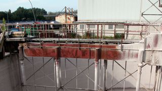 Softstarter vs. Stern-Dreieck: Softstarter starten den Motor auf sanfte Weise und ohne Drehmomentsprünge die beim Stern-Dreieck-Start unvermeidlich sind. (Eaton)