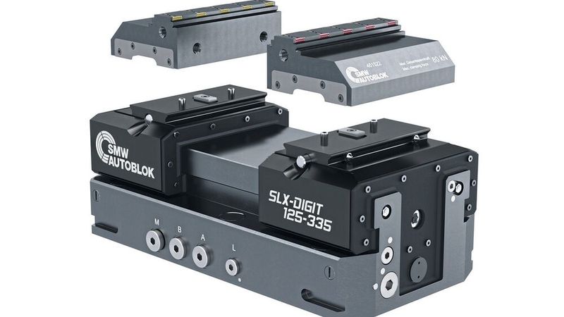 Der SLX digit gehört zu den ersten hydraulischen Langhubspannern, die automatisierbar sind: Über eine Pin-Betätigung ist ein Backenwechsel durch Roboter möglich.(Bild:  SMW-Autoblok)