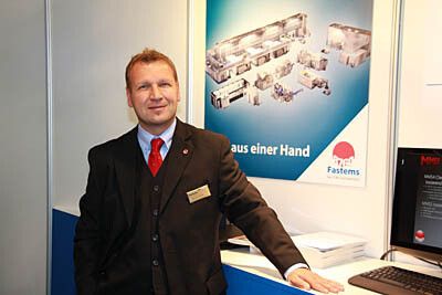 Bernd Grieb, seit April 2012 neuer Geschäftsführer der Fastems GmbH, Göppingen sagt, dass für Fastems die D-A-CH-Region höchste Priorität hat. Das finnische Unternehmen, hat im Vergleich zum Vorjahr seinen gesamten Umsatz 2011 um 65% gesteigert auf 80,6 Mio. Euro. In diesem Jahr will es wieder an die Umsatzzahlen von vor der Krise anschließen. 2011 entfielen mit 13 Mio. Euro 16 % des Umsatzes von Fastems auf Deutschland. 