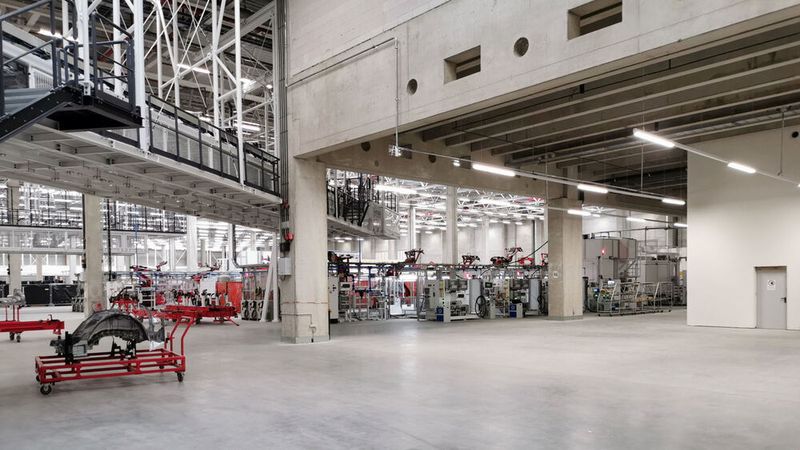 500.000 Autos sollen in dem Werk künftig jährlich vom Band laufen, die Batterieproduktion hat eine Kapazität von 50 GWh. (Otto)