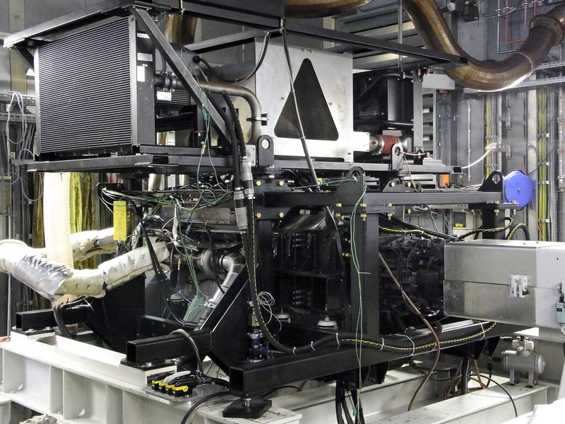 Ein Dieselelektrischer Powerpack für Triebwagen von MTU. (Bild: Tognum AG)