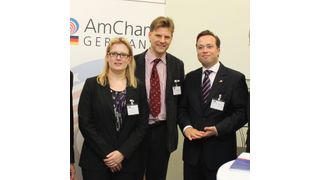 Freya Lemcke, Frank Hoffmeister und Moritz von Soden (von links) auf der Podiumsdiskussion der IHK Hannover zum TTIP. (Bild: Bornemann Gewindetechnik)
