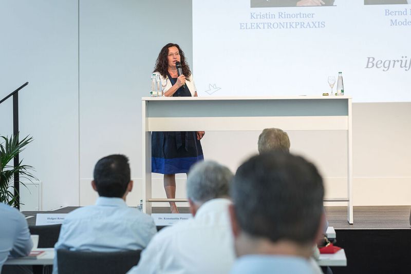 16. Anwenderkongress Steckverbinder: Der erste Steckverbinder-Tag am 5. Juli 2022 fokussierte neue Technologien und Trends wie den intelligenten Steckverbinder und KI in der Qualitätskontrolle, die additive Serienfertigung von Steckverbinder, DC-Verbindungstechnik, modulare Steckverbinder sowie messtechnische Verfahren. (Bild: Elektronikpraxis)
