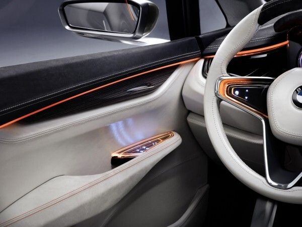 Der BMW Concept Active Tourer: ein Plug-In-Hybrid mit 140 kW Systemleistung (Bild: BMW)