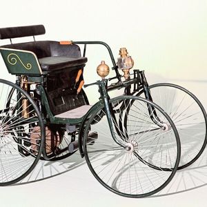 Daimler Stahlradwagen aus dem Jahre 1889.